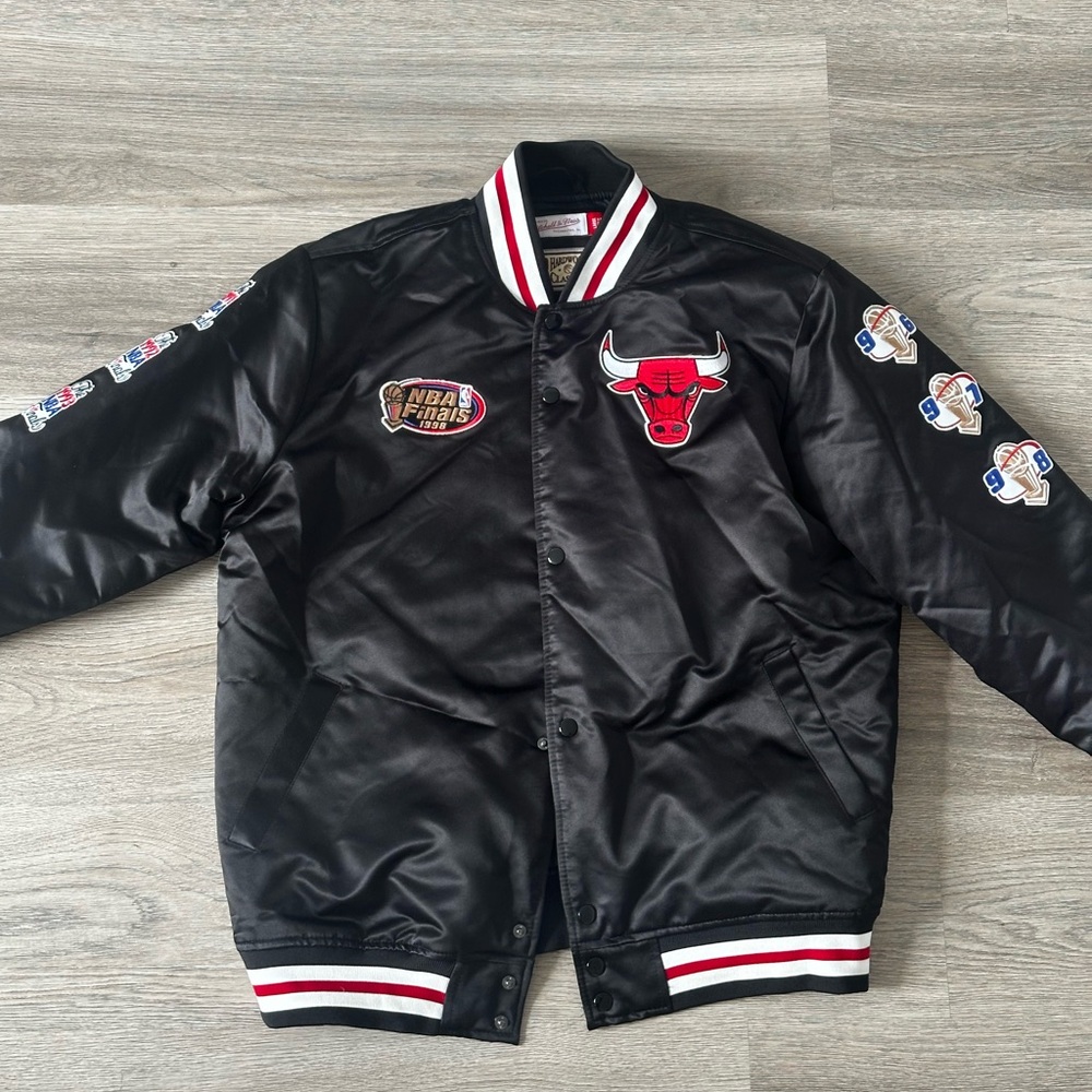 Mitchell & Ness Black Bulls Varsity Jacket